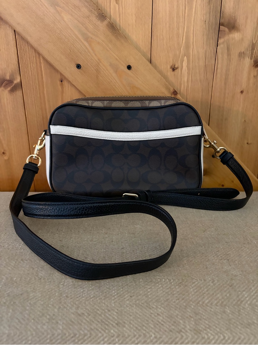 COACH Jes Crossbody Bag in Blocked Signature Canvas | Model #C1767 - Picture 3 of 15